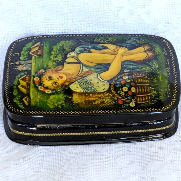 Vintage Russian USSR Signed Fedoskino Summer Lacquer Jewelry Trinket Box 5.5"x4" - Picture 7 of 12